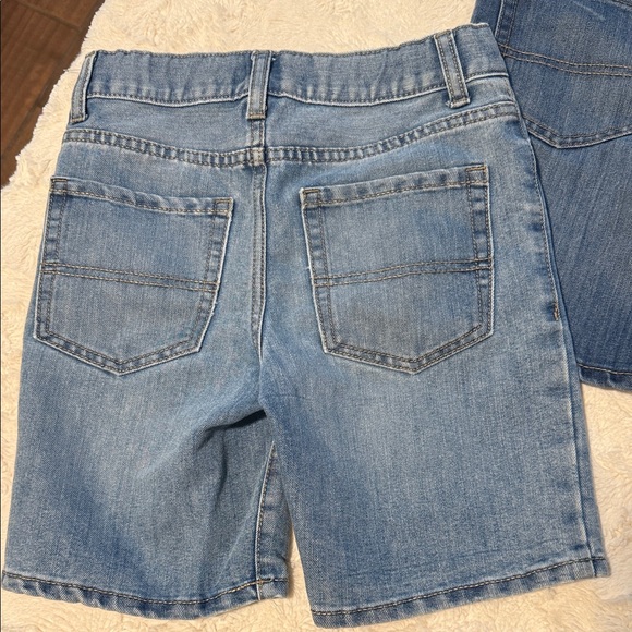 The Children's Place Blue Denim Shorts. Boys size 8 - Picture 5 of 6